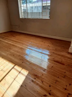 Flooring sanding/083 711 9148