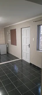 Rental Property in Woodhust Chatsworth