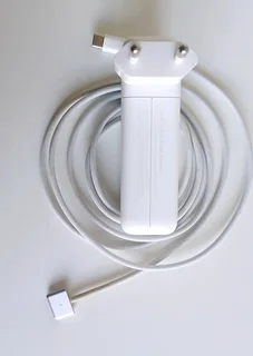 140W USB-C Power Adapter and Apple USB-C to MagSafe 3 Cable (2m) ​​​​​​​