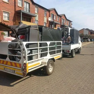 JOE Trucks, bakkies, 4 ton, 8 ton &amp; trailers