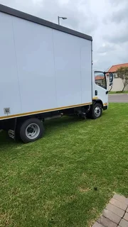 JOE TRUCKS - Bakkies, 4 en 8 ton toe trokke