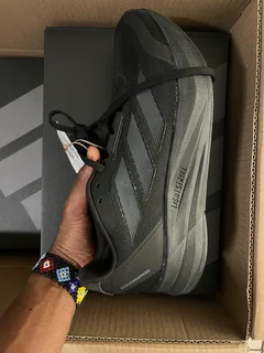 NEW Affordable Sneakers at a Reduced Price | Place Your Order and We will deliver!!! ZAR1,000