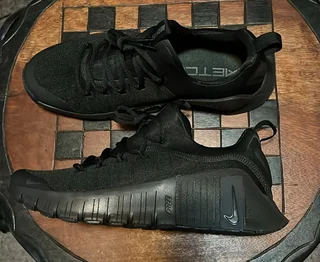 NEW Sports, Hiking & Athleisure Sneakers | Size 9 in Stock |Collect OR Courier Prices from R1000