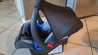 Safeway Snug N Safe Too Gr0&#43; Child Seat