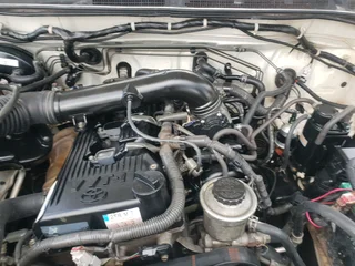 2009 Toyota Hilux 2.7 Double Cab for sale urgent..