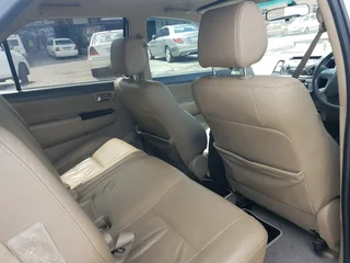 2011 Toyota Fortuner 3.0D4D AUTOMATIC for sale urgent..