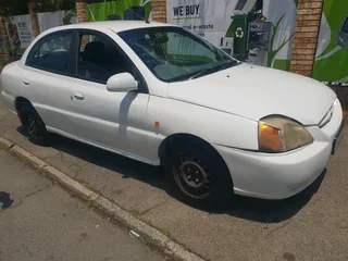 2003 Kia Rio for sale urgent..