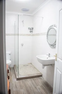 Holiday Accommodation Summerstrand Area