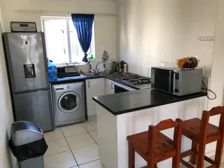 NEAT FURNISHED ROOM IN A 2 BED FLAT, R4700,INC UTILITIES