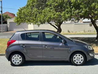 Hyundai i20 1.4 Automatic 2014