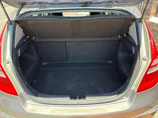 Hyundai i30 2010 model