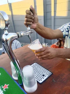 Do you need waiters barman supervisors or private cocktail Barman ??