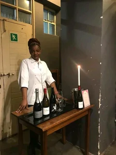 Do you need waiters barman supervisors or private cocktail Barman ??