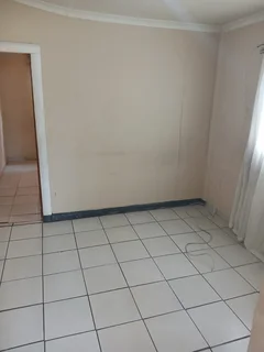 1 bedroom cottage available in Kempton park Rhodesfield