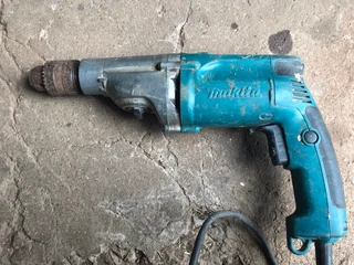 MAKITA HAMMER DRILL