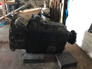 NISSAN CW41 6 SPEED GEARBOX