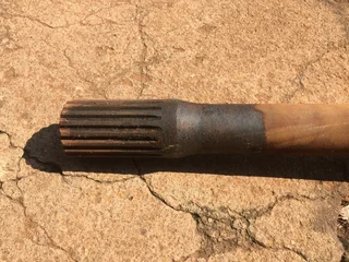 NISSAN CW41 SIDE SHAFTS