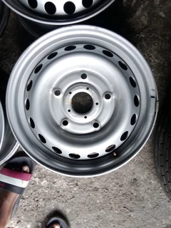We are selling a set of clean as good as new 16 inch original ford transit steel rims