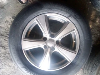 One Original 17 Inch Haval Mag Rim For Spare With 80% Tyre In A Very Good Condition All Clean