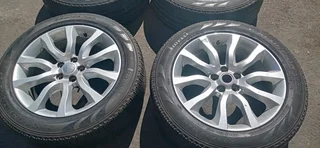 We are selling a set of 20 inch Ranger Rover mag rims with Good tyres in a VERY GOOD CONDITION