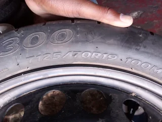 19 inch original Audi biscuits pcd 5/112Tyre size 125/70 19.In a very good condition