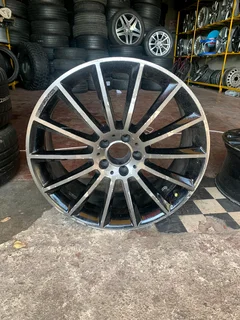 One 20 inch original Mercedes Benz AMG mag rim.Still in good condition Never been repaired 8J Front