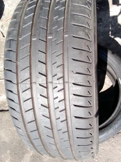 Two tyres still new 245/40 21 Runfltat Bridgestone Alenza, in a very good condition all clean