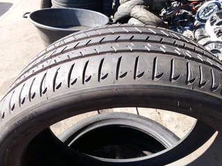 Two tyres still new 245/40 21 Runfltat Bridgestone Alenza, in a very good condition all clean
