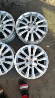 We are selling a set of 15 inch original Toyota Etios mag rims in a very good condition