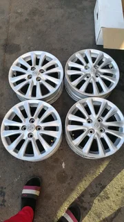 We are selling a set of 15 inch original Toyota Etios mag rims in a very good condition
