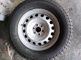 One 17 inch Nissan Navara spare wheel with 90% still new Kumho tyre 255/65 17 as good as new