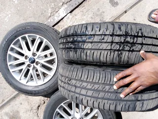 We are selling a set of clean 15 inch original kiA mag rims with 80% tyres in a very good condition
