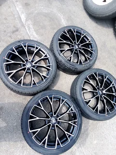 We are selling a set of brand new 17 inch VW polo mag rims with brand new tyres 215/40 17 all clean.