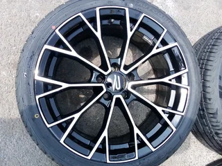 We are selling a set of brand new 17 inch VW polo mag rims with brand new tyres 215/40 17 all clean.