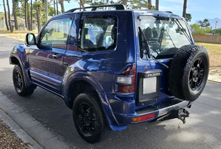 2002 Mitsubishi Pajero 3.5i V6 GLS SWB Automatic 4x4