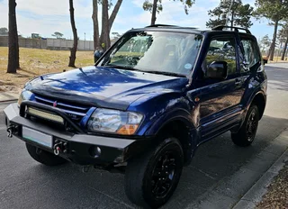 2002 Mitsubishi Pajero 3.5i V6 GLS SWB Automatic 4x4