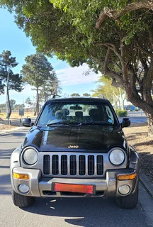 2002 Jeep Cherokee 3.7l  Auto - Red River Edition