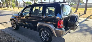 2002 Jeep Cherokee 3.7l  Auto - Red River Edition