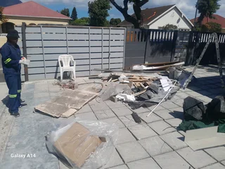 E,j's transport Removals All area's 067 287 5056