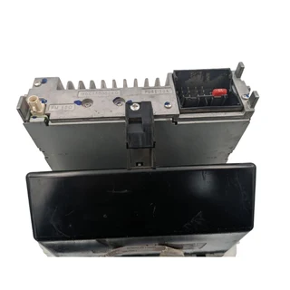 Volkswagen RD210 MP3 Radio (Second hand) – 5MO035156D