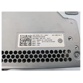 VW Composition Media Radio (Second hand) – 5K7035200F