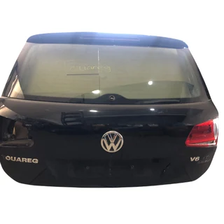 VW Touareg V6 Bootlid (Black) – Secondhand