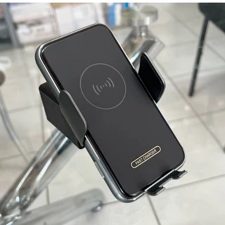 Mercedes A/B/GLA/Cla (11-19)- Smart Car Mount Wireless Charger Suitable