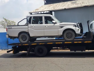 Mahindra Pick Up
