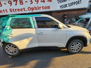 TOYOTA URBAN CRUISER