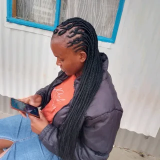 Mobile Hairdresser Available