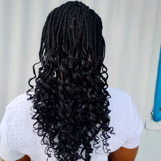 Mobile Hairdresser Available