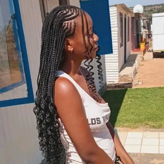 MOBILE HAIRDRESSER/BRAIDER AVAILABLE