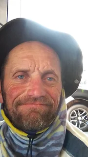 I&#39;m looking for work(I have a passport and license)