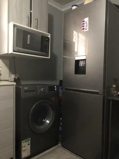 Defy appliance combo- Fridge, washing machine(free microwave)